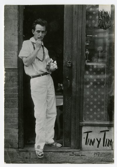 Tiny Tim, Greenwich Village, New York, USA, ca 1915-22 (foto av gelatinsilver) av Jessie Tarbox Beals
