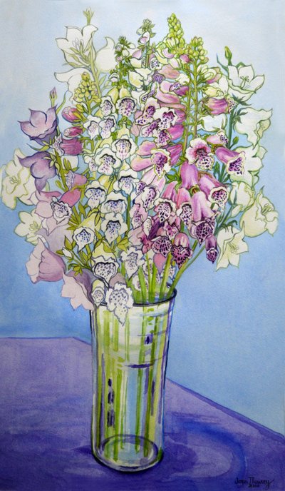 Foxgloves and Campanulas, 2005 av Joan Thewsey