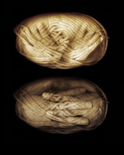 Garnhänder, 2013 (fotomanipulation) av Johan Lilja