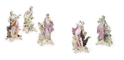 Fem Meissen-figurer emblematiska för sinnena, ca 1765 (porslin) av Johann Joachim Kaendler