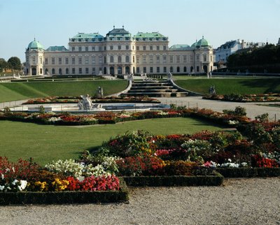 Belvederepalatset, sommarresidens för prins Eugen av Savoyen ... av Johann Lukas von Hildebrandt