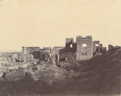 Medinet Habu. Utsikt från ingången till Ramses Méiamouns palats av John Beasly Greene