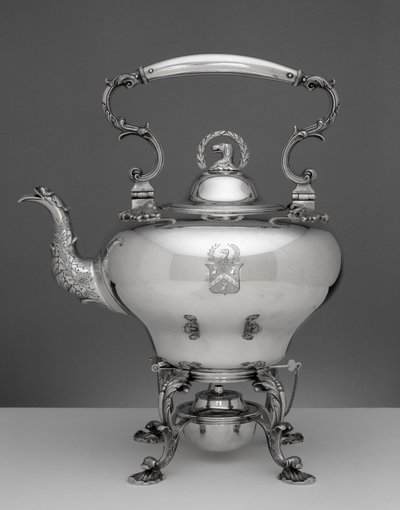 Vattenkokare på stativ, ca. 1827-1843 (silver) av John Chandler Moore