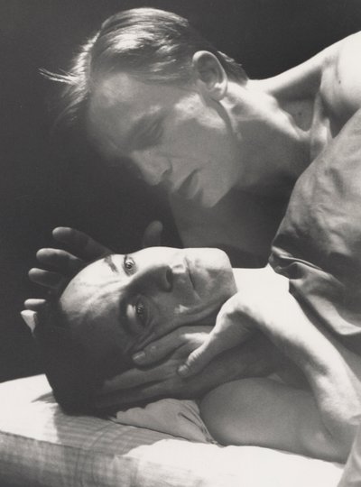 Angels In America skriven av Tony Kushner av John Haynes