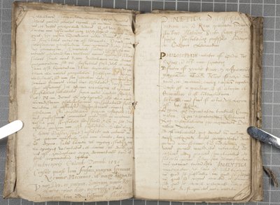 Föreläsningsanteckningar om dialektik, ca 1584-86 (penna och bläck på papper i bunden volym) av John Malcolm
