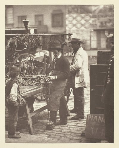 Gatulåssmeden av John Thomson