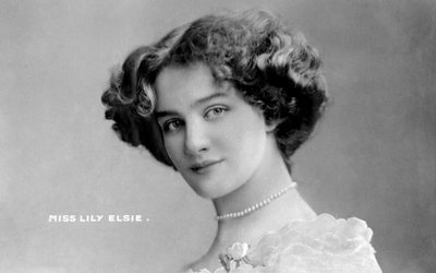 Lily Elsie 1886-1962, engelsk skådespelerska, tidigt 1900-tal. av Johnston and Hoffman