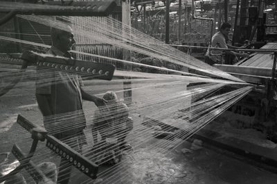 Jutefabrik, Kolkata, Indien, 2017 (foto) av Jon Nicholson