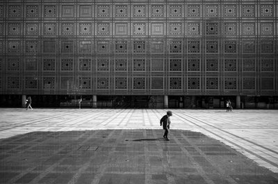 Paris på våren, 2022 (foto) av Jon Nicholson