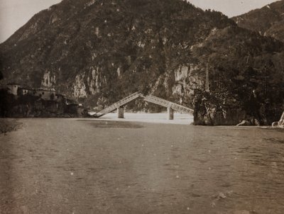 Album "Mitt världskrig - minnen av sydvästra fronten i Kärnten, Italien, Trentino-Alto Adige) 31/03/1915-12/11/1918 - Josef Zohles Wien ": bron bröts i Moggio av Josef Zohles