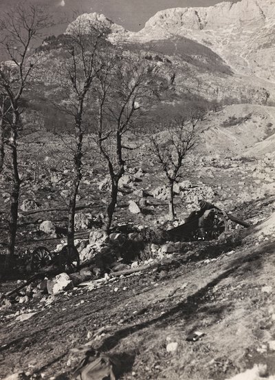 Album "Mitt världskrig - minnen av sydvästra fronten i Kärnten, Italien, Trentino-Alto Adige) 31/03/1915-12/11/ 1918 - Josef Zohles Wien ": krigszon (s/v foto) av Josef Zohles