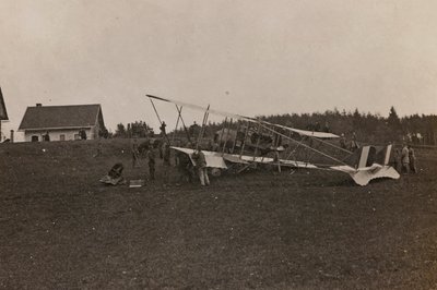 Album "Mitt världskrig - minnen av sydvästra fronten i Kärnten, Italien, Trentino-Alto Adige) 31/03/1915-12/11/1918 - Josef Zohles Wien ": Österrikiska soldater med en mi av Josef Zohles
