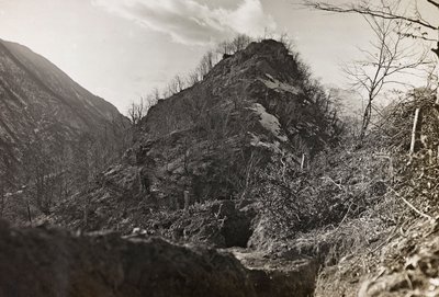 Album "Mitt världskrig - minnen av sydvästra fronten i Kärnten, Italien, Trentino-Alto Adige) 31/03/1915-12/11/ 1918 - Josef Zohles Wien ": krigszon (s/v foto) av Josef Zohles