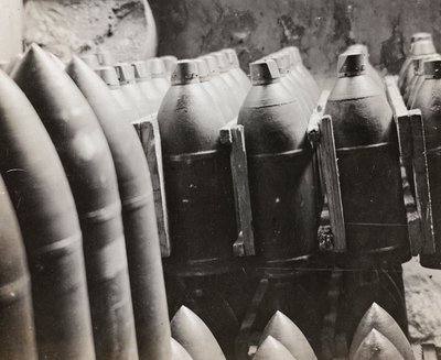 Album "Mitt världskrig - minnen från sydvästra fronten i Kärnten, Italien, Trentino-Alto Adige) 31/03/1915-12/11/ 1918 - Josef Zohles Vienna ": ammunition (s/v foto) av Josef Zohles