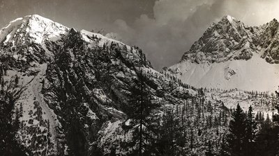 Album "Mitt världskrig - minnen av sydvästra fronten i Kärnten, Italien, Trentino-Alto Adige) 31/03/1915-12/11/ 1918 - Josef Zohles Vienna ": krigszon i Alperna (s/v p av Josef Zohles