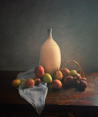 Elegant stilleben med passionsfrukt av Judy Tseng
