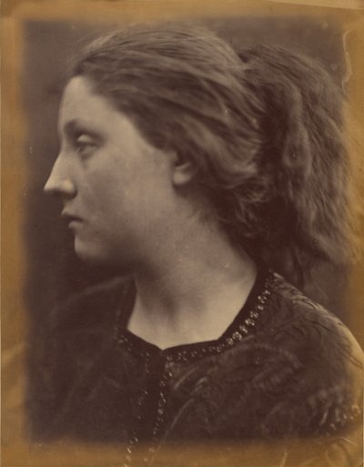 [Adriana, Mary Hillier] av Julia Margaret Cameron