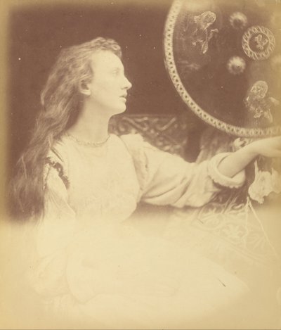 Elaine "Liljan - Astolats jungfru" av Julia Margaret Cameron