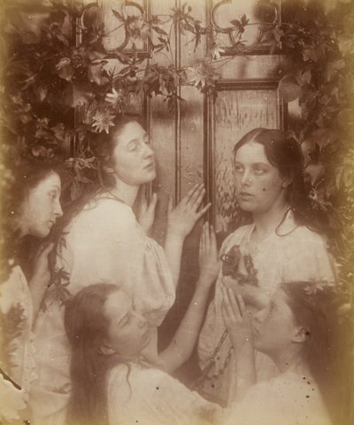 Har vi inte hört att brudgummen är så söt, augusti 1874 av Julia Margaret Cameron