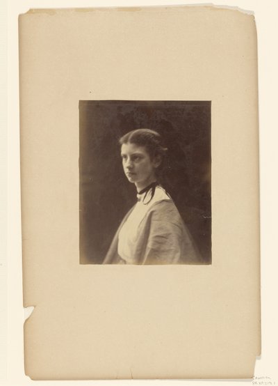 [Porträtt av en ung kvinna] av Julia Margaret Cameron