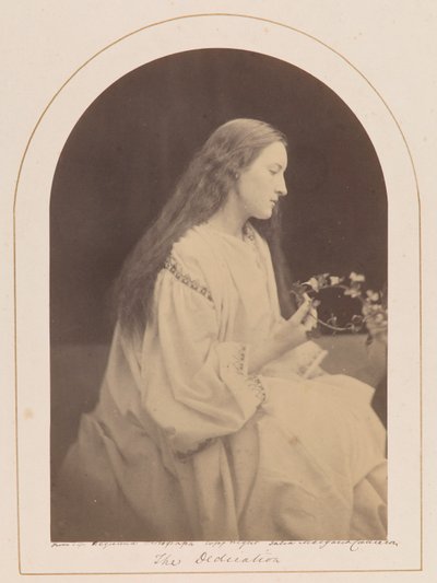 Dedikationen [Hattie Campbell] av Julia Margaret Cameron