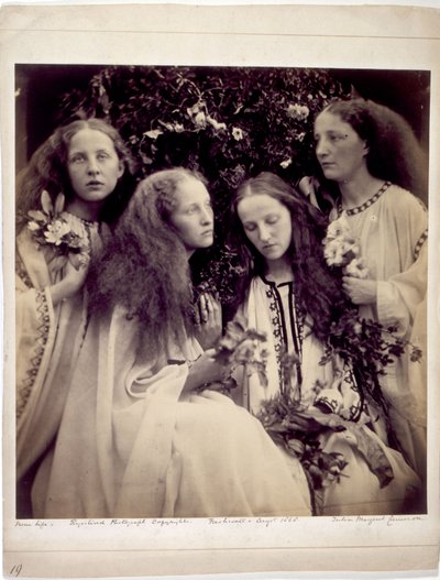 ”Flickornas rosenknoppsträdgård” - Systrarna Fraser Tytler av Julia Margaret Cameron