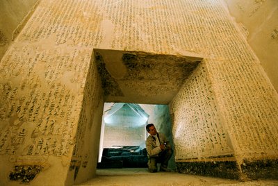 Egypten; Arkeologi; Gamla riket; Saqqara, Audran Labrousse, Franskt uppdrag, Pepi I, Grav av Kenneth Garrett