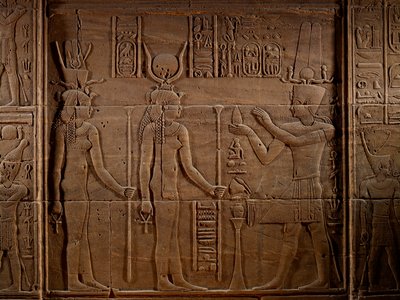 MM7836; Kleopatra; Egypten; Philae-templet; Aswan; Isis-templet; De sista faraonerna Ptolemaios I..., 2011 (foto) av Kenneth Garrett