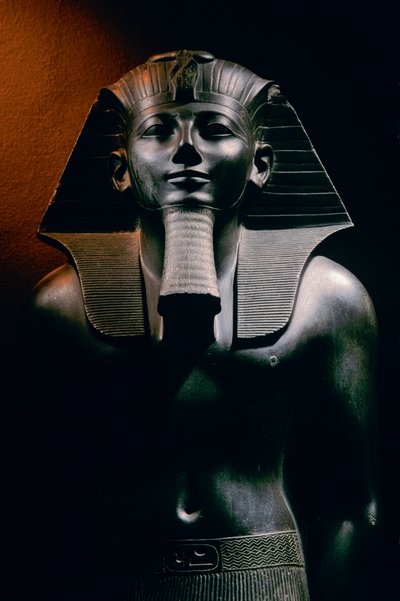Thutmosis III, Thutmose III, Tuthmose III, staty, Luxormuseet, Egypten, Nya riket av Kenneth Garrett