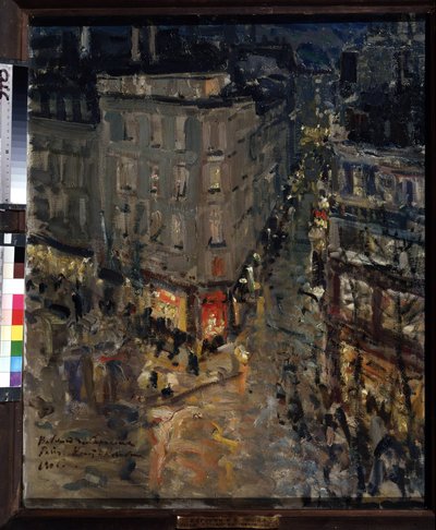 Paris, Boulevard des Capucines (Paris, Boulevard des Capucines). Utsikt över korsningen mellan boulevards des Capucines och boulevards Italiens, en sommarnatt, byggnaderna och rörelsen på gatan upplyst av gatlyktornas ljus. Målning av Konstantin Ale av Konstantin Alekseevich Korovin