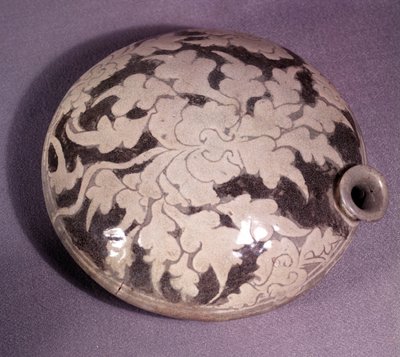 Art coreen: vinflaska (eller flaska) i porslin. Koryo period av Korean School