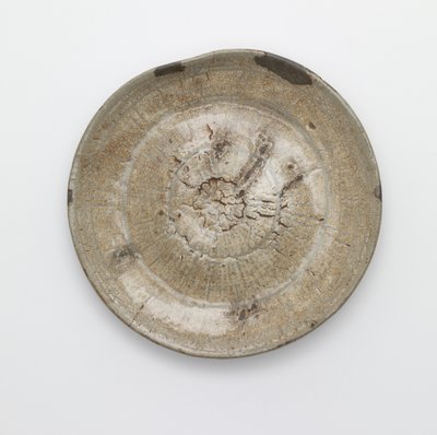 Fat, mitten av 1400-talet (stengods med vitt inlägg under transparent glasyr, guldlackreparationer) av Korean School