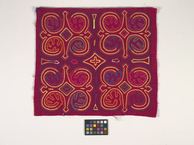 Skjortapanel (Mola) (foto) av Kuna Indian Culture