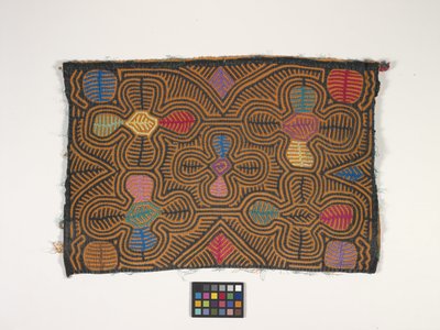 Skjortapanel (Mola) (foto) av Kuna Indian Culture