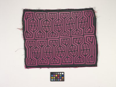 Skjortapanel (Mola) (foto) av Kuna Indian Culture