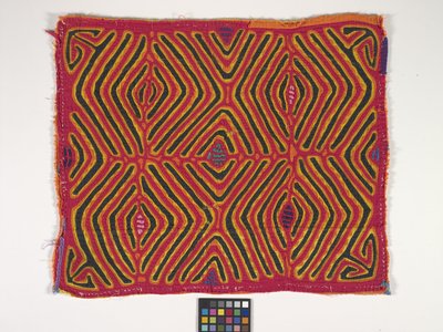 Skjortapanel (Mola) (foto) av Kuna Indian Culture