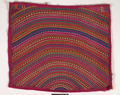 Skjorta panel (mola) (applicerad bomull) av Kuna Indian Culture