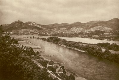 Siebengebirge vid Rhen; Siebengebirge vid Rhen (s/v foto) av Kurt Hielscher