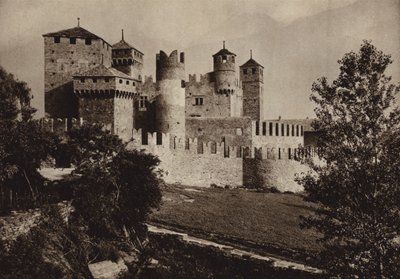 Italien: Castello Fenis, Val d
