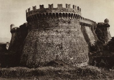 Italien: Castello Sarzanello (s/v foto) av Kurt Hielscher