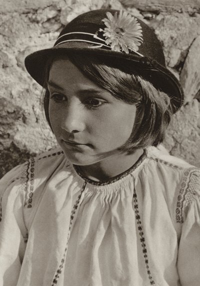 Rumänien: Dragus, bondflicka (s/v foto) av Kurt Hielscher