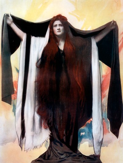 Maud Jeffries i Herodes, c1902. av Langfier Photo