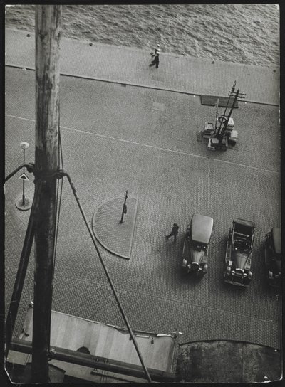 Stockholm, ca 1930 (silvertryck av gelatin) av Laszlo Moholy Nagy