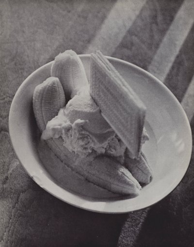 Banana Mess, The Caviare of Eton (s/v foto) av Laszlo Moholy-Nagy