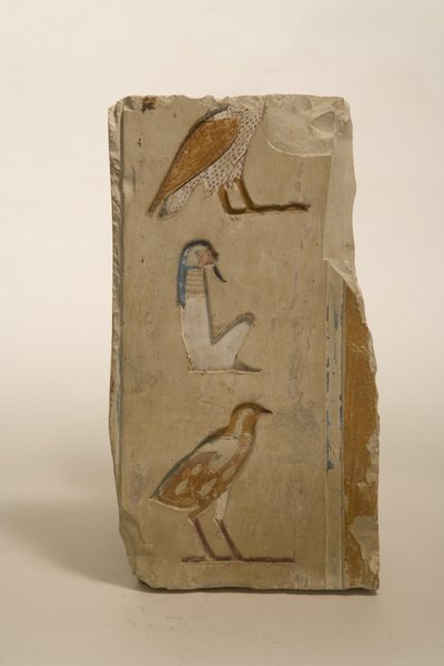 Relief med hieroglyfer, möjligen från Thebe, ca 600 f.Kr. (målad kalksten) av Late Period Egyptian