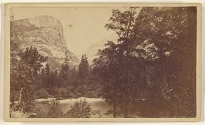 Mirror Lake. Yo-Semite Valley. Mariposa Co. av Lawrence and Houseworth