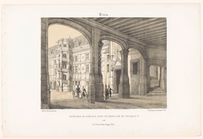 Utsikt över det inre av slottet Blois med kung Francis I:s åttakantiga trapptorn blois. Intérieur du château, tour de l