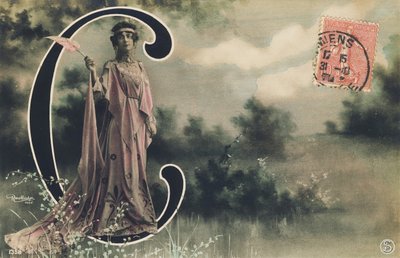 Stor bokstav C: Lucienne Roger, halvvärldslig konstnär från Belle Époque.. ,1906 (fotografi) av Leopold Emile Rutlinger