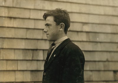 15-årige James Cooney, en irländsk invandrare i Fall River, Massachusetts av Lewis Wickes Hine