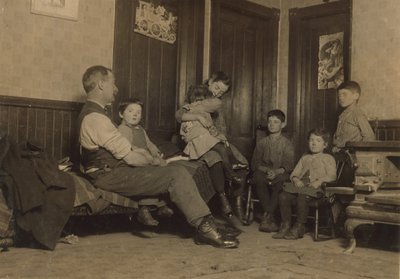 Hem för Alfred Benoit i New Bedford, Massachusetts, en barnsopare vid Bennett Mill och ett av 11 barn, 1912 av Lewis Wickes Hine